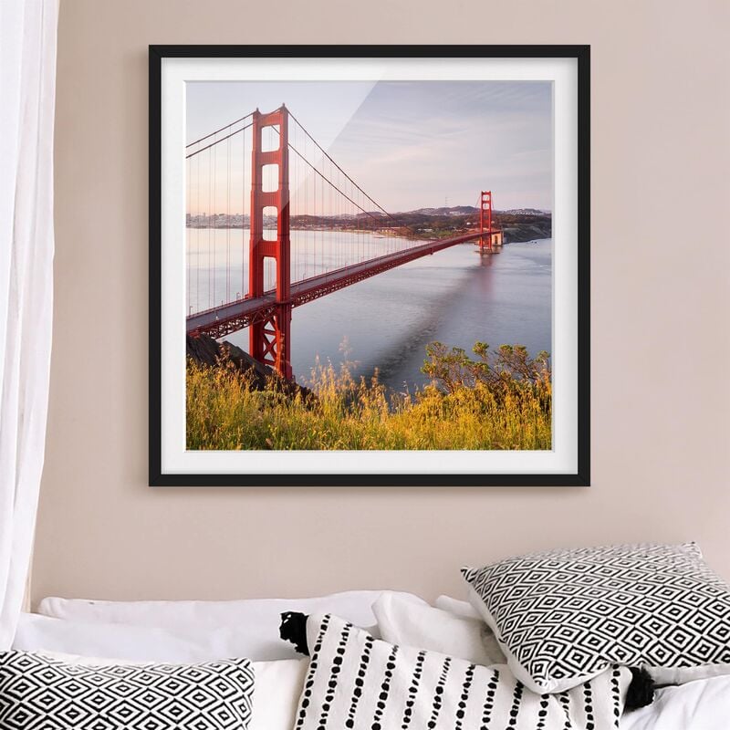 

Póster enmarcado - Golden Gate Bridge In San Francisco Dimensión LxA: 30cm x 30cm, Marco: Negro