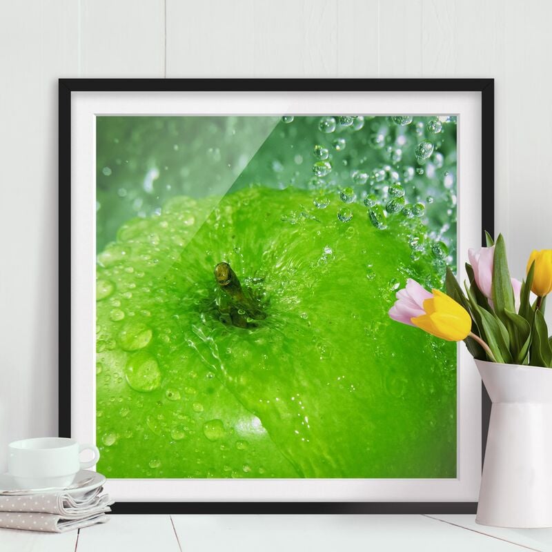

Póster enmarcado - Green Apple Dimensión LxA: 50cm x 50cm, Marco: Negro