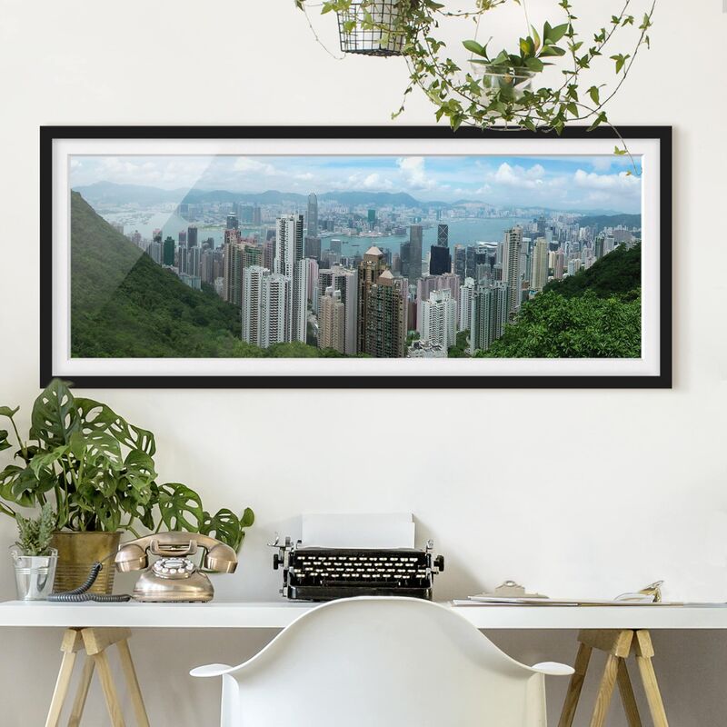 

Póster enmarcado - Guardando Hong Kong Dimensión LxA: 20cm x 50cm, Marco: Negro