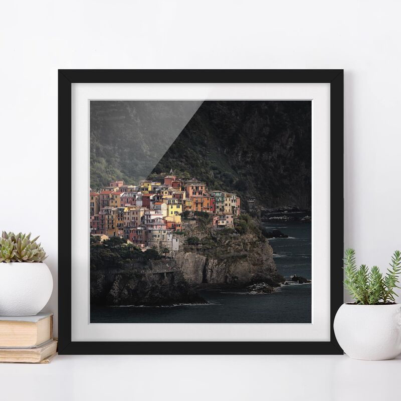 

Póster enmarcado - Illuminated Manarola Dimensión LxA: 50cm x 50cm, Marco: Negro