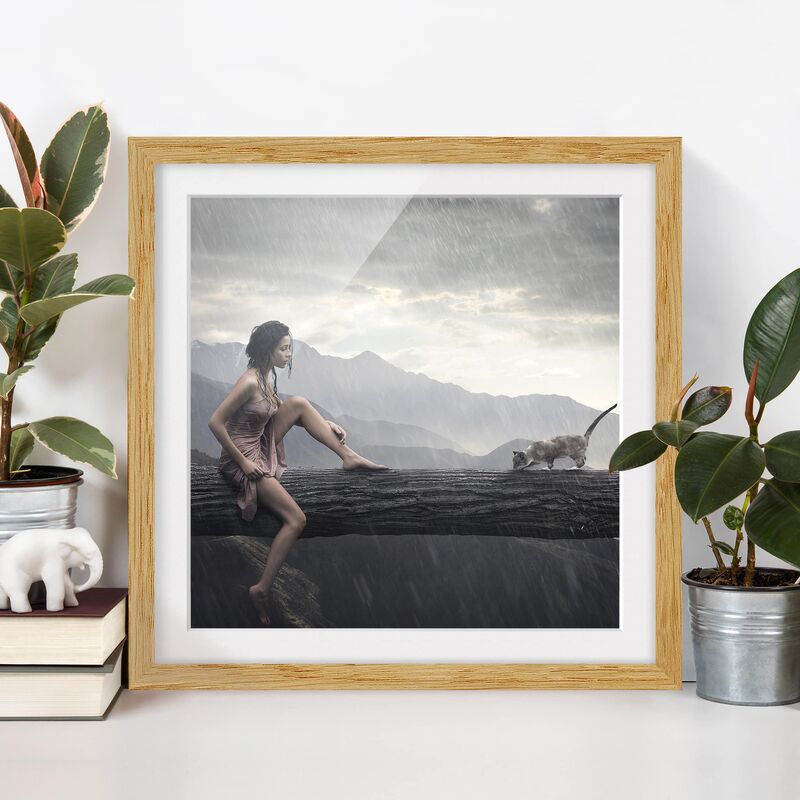 

Póster enmarcado - Jane In The Rain Dimensión LxA: 70cm x 70cm, Marco: Roble