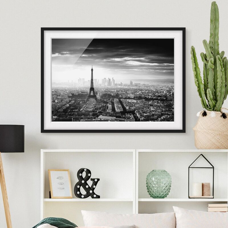 

Póster enmarcado - La Torre Eiffel dall'alto in bianco e nero Dimensión LxA: 40cm x 55cm, Marco: Negro