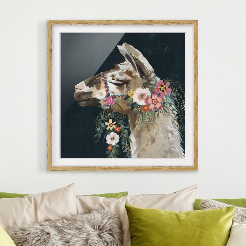 

Póster enmarcado - Lama With Floral Decoration II Dimensión LxA: 70cm x 70cm, Marco: Roble