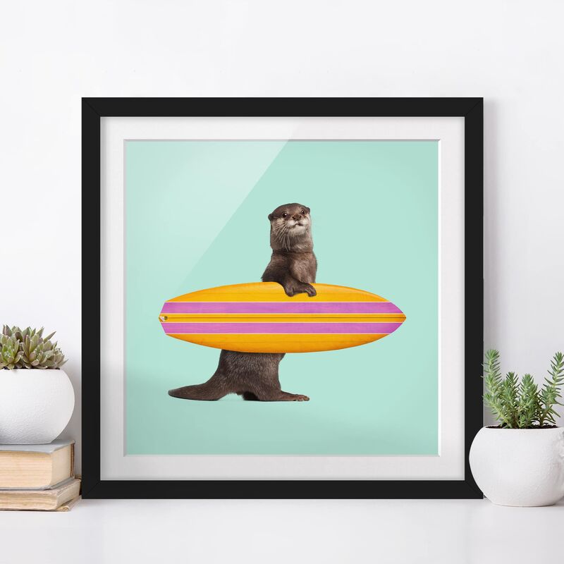 

Póster enmarcado - Lontra con il surf Dimensión LxA: 30cm x 30cm, Marco: Negro