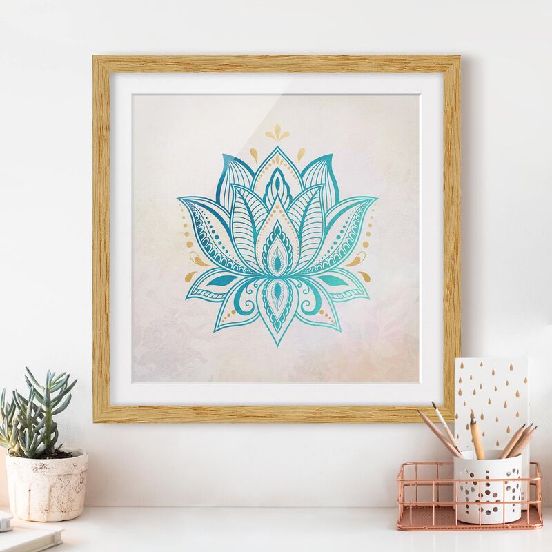

Póster enmarcado - Lotus Mandala illustrazione oro blu Dimensión LxA: 30cm x 30cm, Marco: Roble