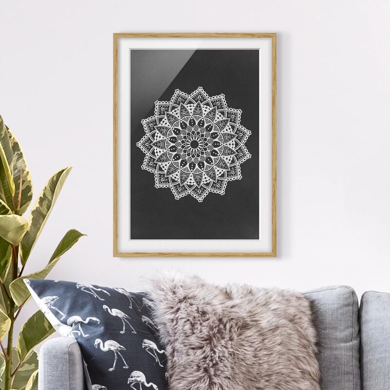 

Póster enmarcado - Mandala Illustrazione Ornament Bianco Nero Dimensión LxA: 24cm x 18cm, Marco: Roble
