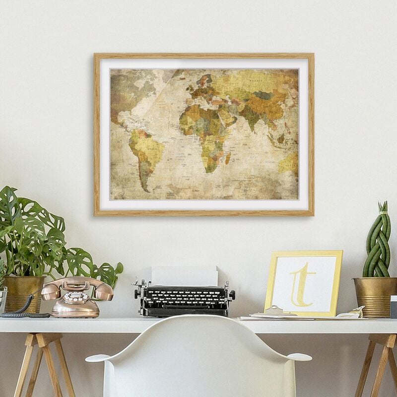 

Póster enmarcado - Map Of The World Dimensión LxA: 50cm x 70cm, Marco: Roble