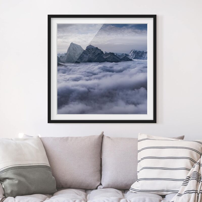 

Póster enmarcado - Mare di nubi in Himalaya Dimensión LxA: 70cm x 70cm, Marco: Negro