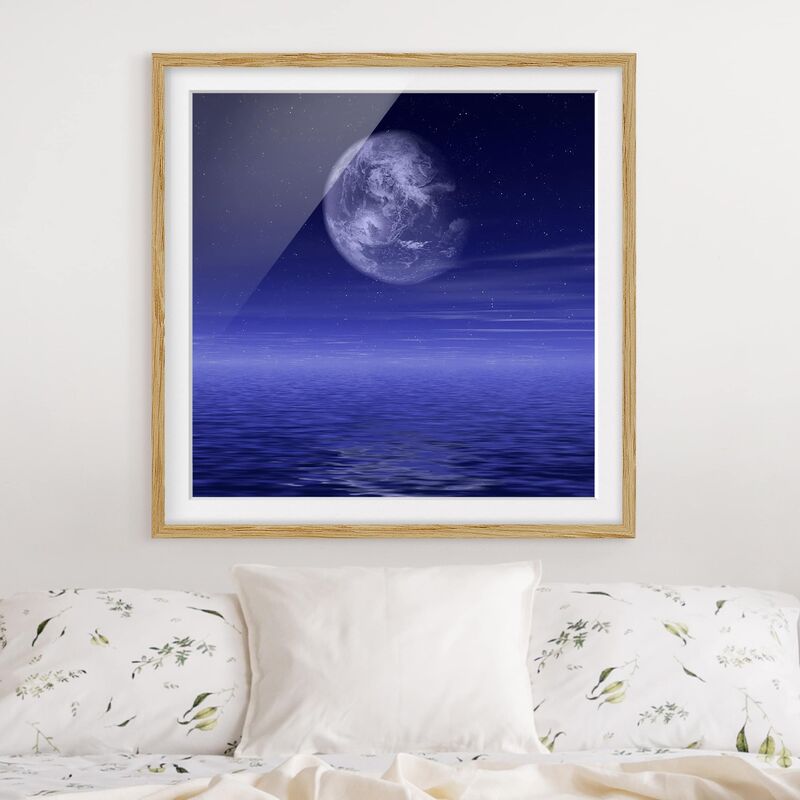 

Póster enmarcado - Moon And Ocean Dimensión LxA: 70cm x 70cm, Marco: Roble