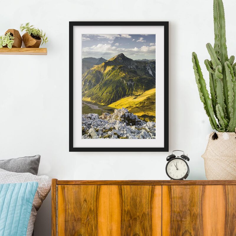 

Póster enmarcado - Mountains And Valley Of The Lechtal Alps In Tirol Dimensión LxA: 55cm x 40cm, Marco: Negro