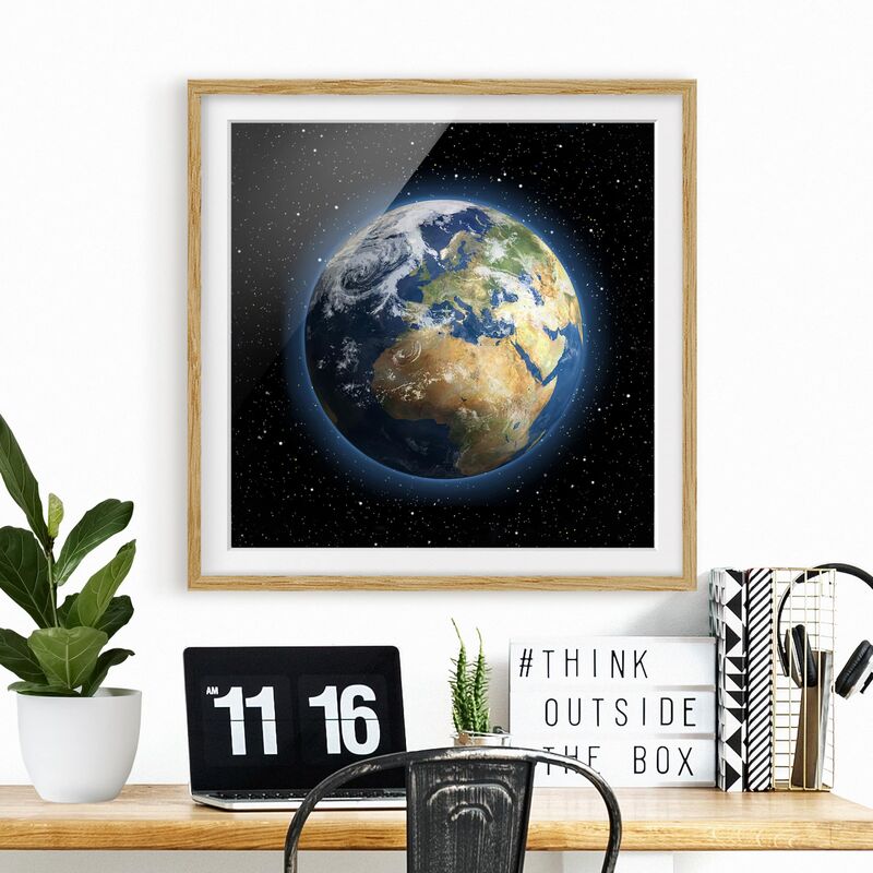 

Póster enmarcado - My Earth Dimensión LxA: 20cm x 20cm, Marco: Roble