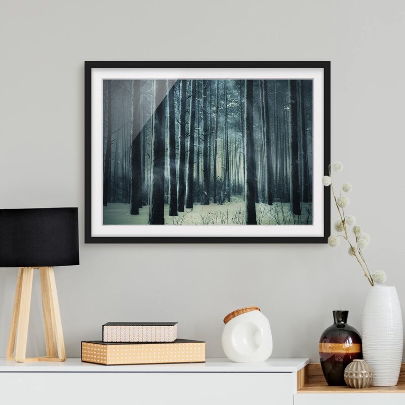 

Póster enmarcado - Mystic Winter Forest Dimensión LxA: 50cm x 70cm, Marco: Negro