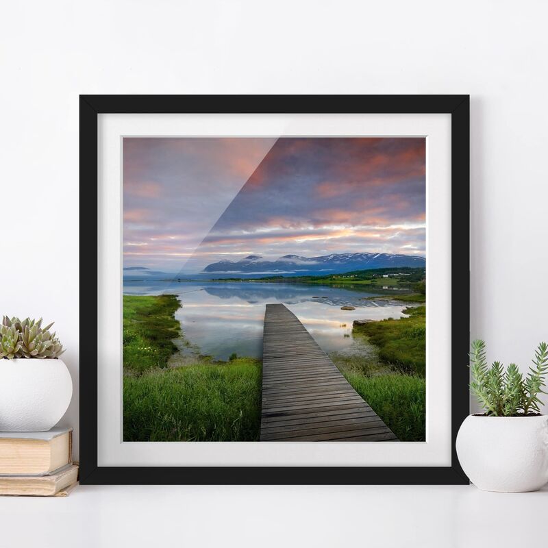 

Póster enmarcado - Norwegian Idyll Dimensión LxA: 20cm x 20cm, Marco: Negro