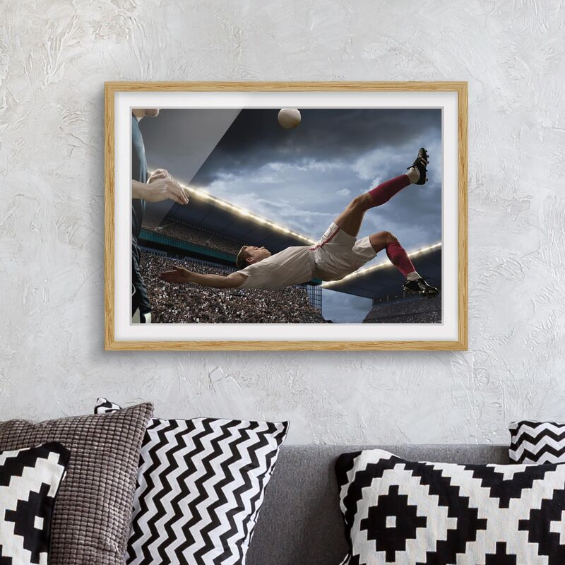 

Póster enmarcado - Overhead Kick Dimensión LxA: 40cm x 55cm, Marco: Roble