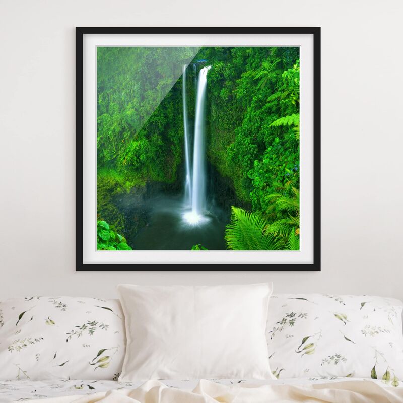 

Póster enmarcado - Paradisiacal Waterfall Dimensión LxA: 50cm x 50cm, Marco: Negro