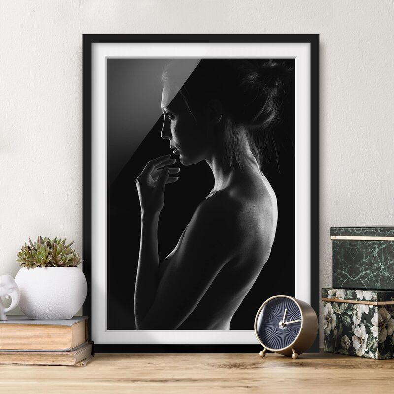 

Póster enmarcado - Pensive Woman Dimensión LxA: 24cm x 18cm, Marco: Negro