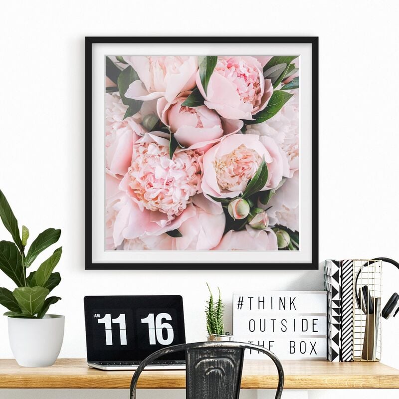 

Póster enmarcado - Peonie rosa con foglie Dimensión LxA: 70cm x 70cm, Marco: Negro