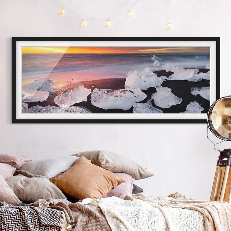 

Póster enmarcado - Pezzi Di Ghiaccio Nella Laguna Glaciale Jökulsárlón Islanda Dimensión LxA: 30cm x 75cm, Marco: Negro