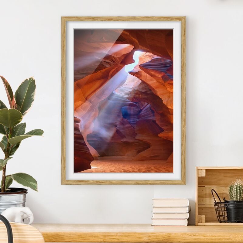 

Póster enmarcado - Play Of Light In Antelope Canyon Dimensión LxA: 24cm x 18cm, Marco: Roble