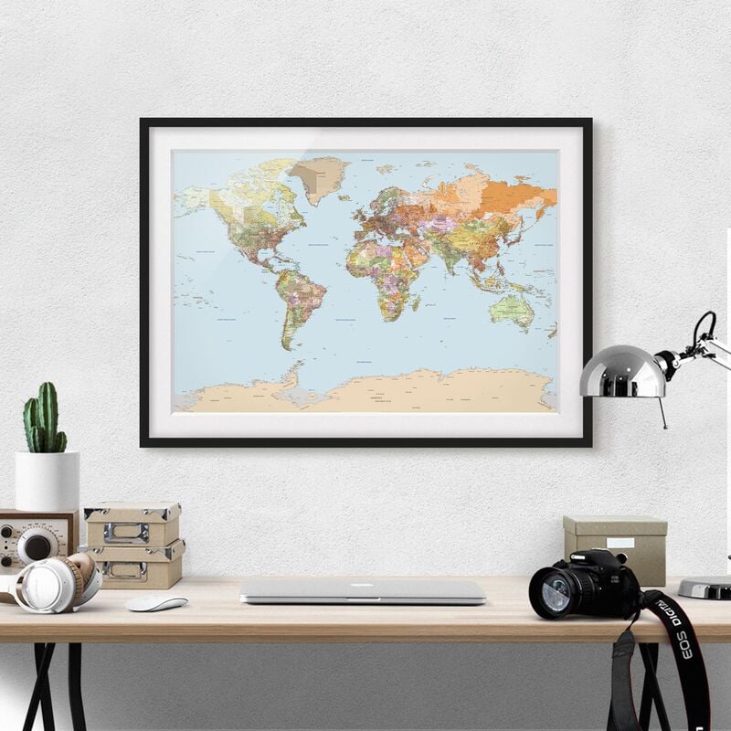 

Póster enmarcado - Political World Map Dimensión LxA: 50cm x 70cm, Marco: Negro