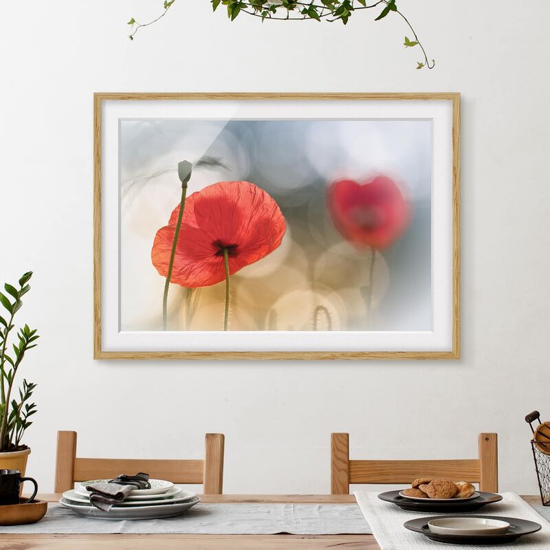 

Póster enmarcado - Poppies In The Morning Dimensión LxA: 40cm x 55cm, Marco: Roble
