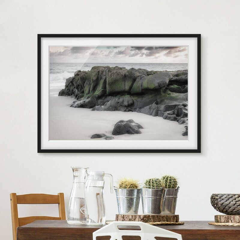 

Póster enmarcado - Rocce sulla spiaggia Dimensión LxA: 70cm x 100cm, Marco: Negro