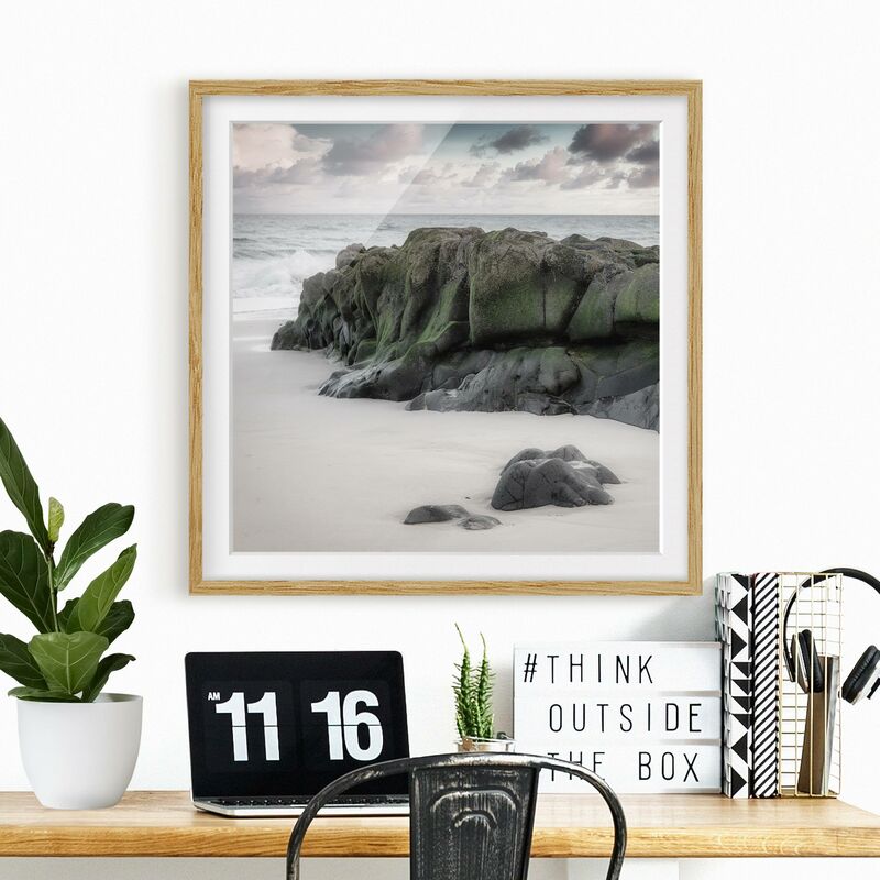

Póster enmarcado - Rocce sulla spiaggia Dimensión LxA: 30cm x 30cm, Marco: Roble