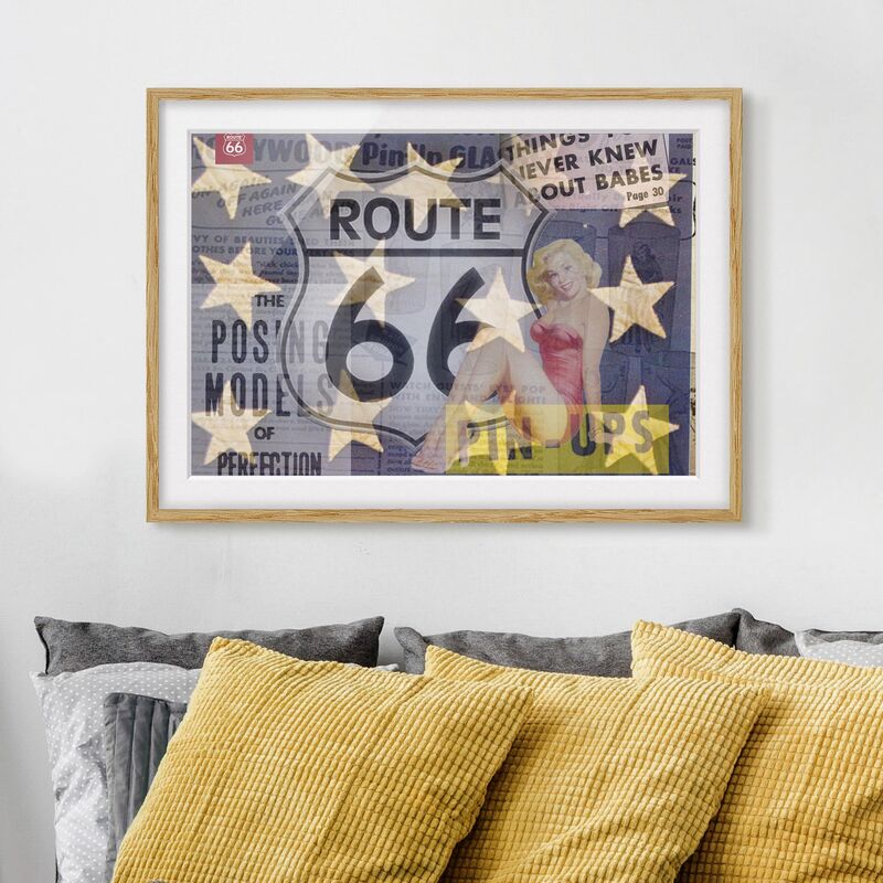

Póster enmarcado - Route 66 - pin-up posa Dimensión LxA: 40cm x 55cm, Marco: Roble