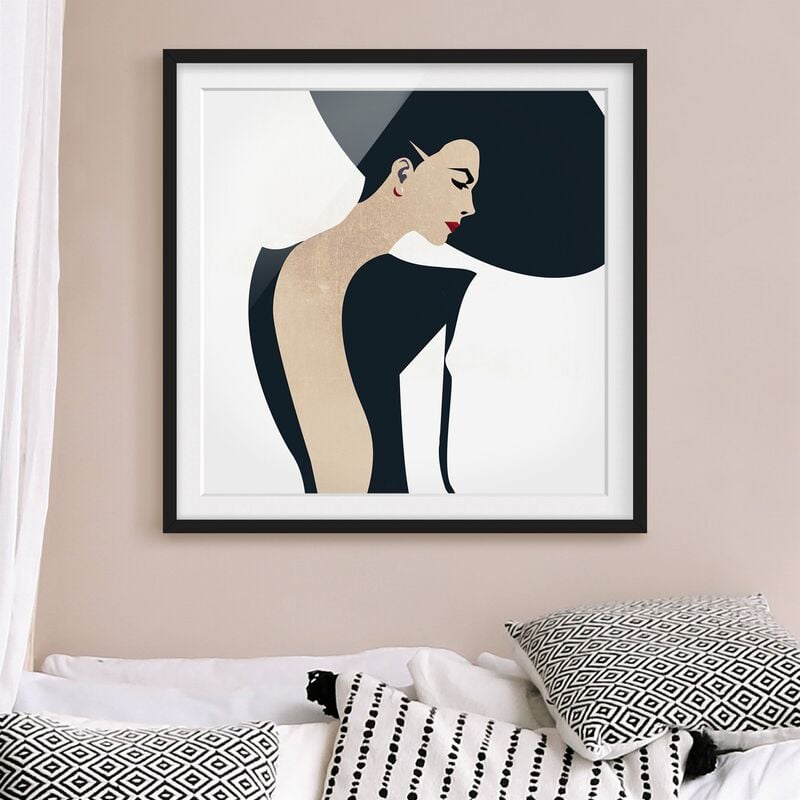 

Póster enmarcado - Signora con cappellino in blu scuro Dimensión LxA: 20cm x 20cm, Marco: Negro