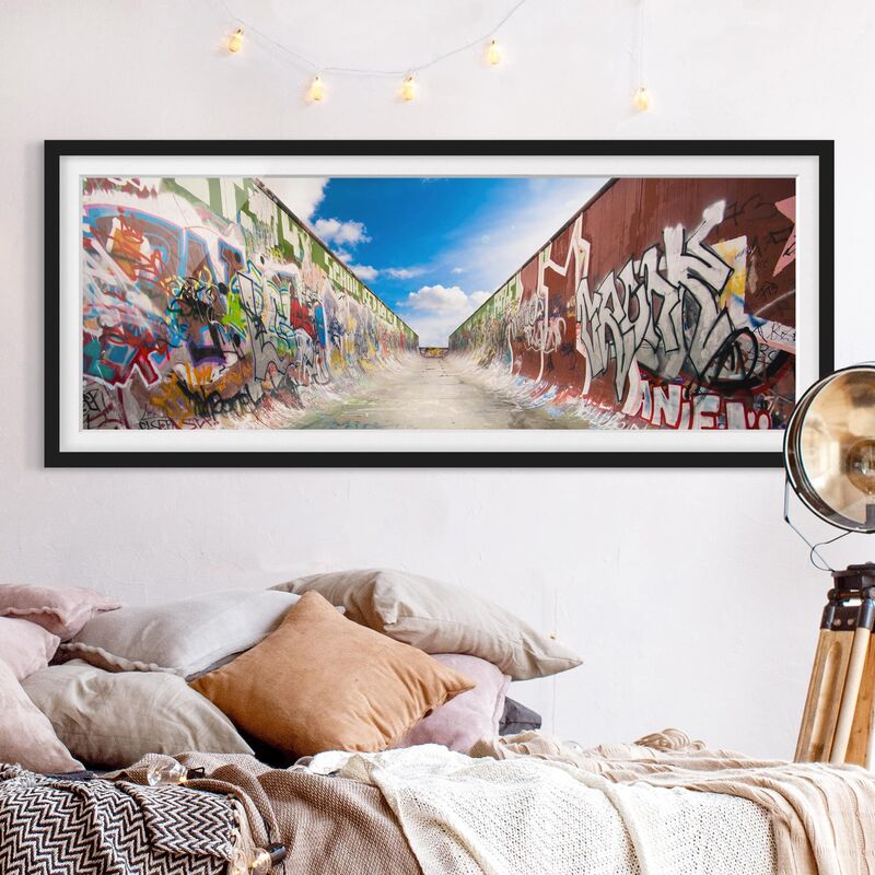 

Póster enmarcado - Skate Graffiti Dimensión LxA: 30cm x 75cm, Marco: Negro