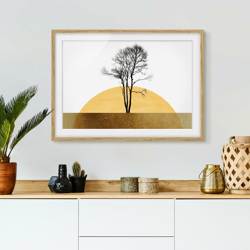 

Póster enmarcado - Sole dorato con albero Dimensión LxA: 18cm x 24cm, Marco: Roble