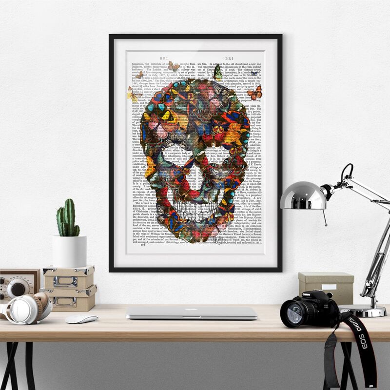 

Póster enmarcado - Spaventoso Lettura - Butterfly Skull Dimensión LxA: 55cm x 40cm, Marco: Negro