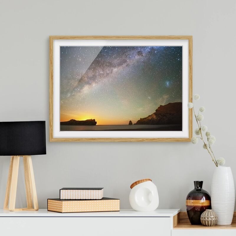 

Póster enmarcado - Starry Sky Over The Sea Dimensión LxA: 40cm x 55cm, Marco: Roble