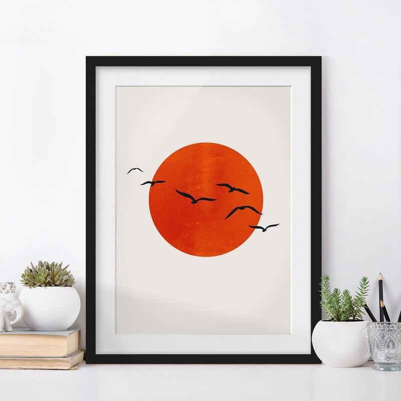 

Póster enmarcado - Stormo di uccelli davanti al sole rosso Dimensión LxA: 100cm x 70cm, Marco: Negro
