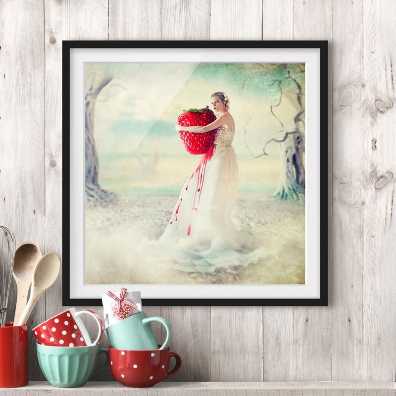 

Póster enmarcado - Strawberry Princess Dimensión LxA: 30cm x 30cm, Marco: Negro