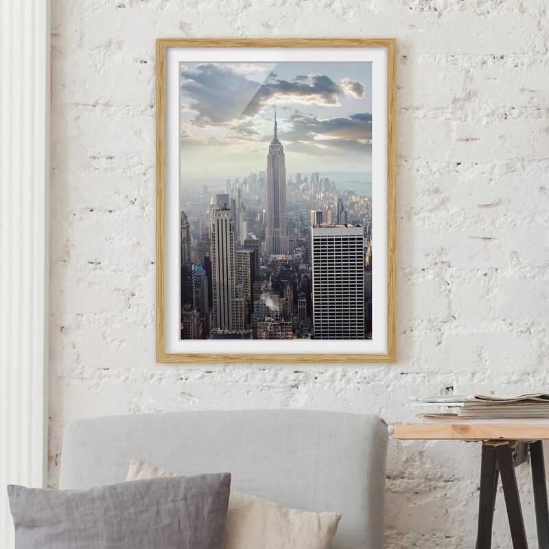 

Póster enmarcado - Sunrise In New York Dimensión LxA: 24cm x 18cm, Marco: Roble