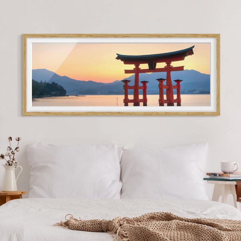 

Póster enmarcado - Torii Itsukushima Dimensión LxA: 40cm x 100cm, Marco: Roble
