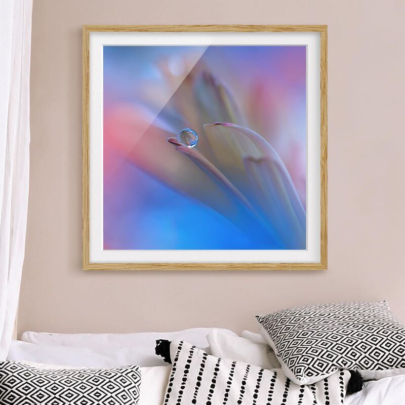 

Póster enmarcado - Touch Me Softly Dimensión LxA: 30cm x 30cm, Marco: Roble