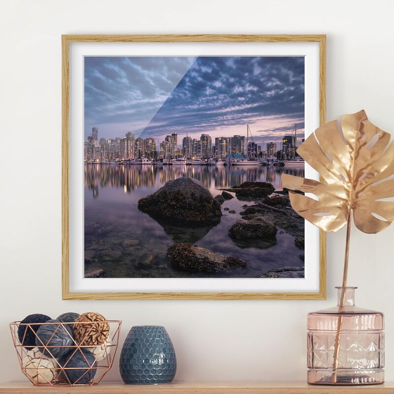 

Póster enmarcado - Vancouver At Sunset Dimensión LxA: 50cm x 50cm, Marco: Roble