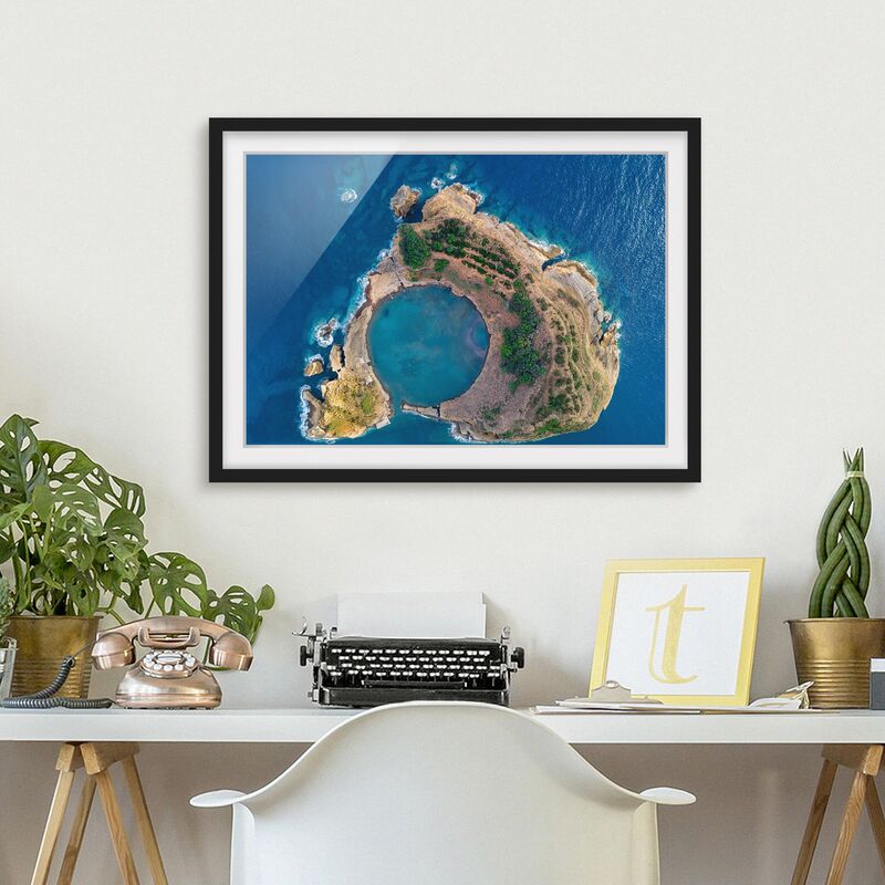 

Póster enmarcado - Veduta aerea - L'Islanda di Vila Franca do Campo Dimensión LxA: 40cm x 55cm, Marco: Negro