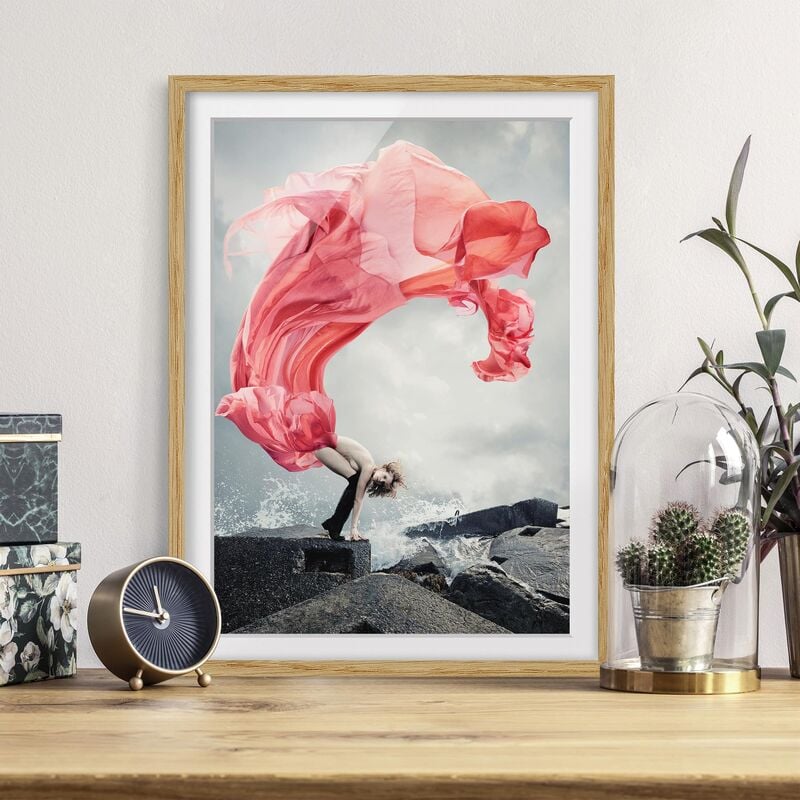 

Póster enmarcado - Woman At The Sea Dimensión LxA: 55cm x 40cm, Marco: Roble