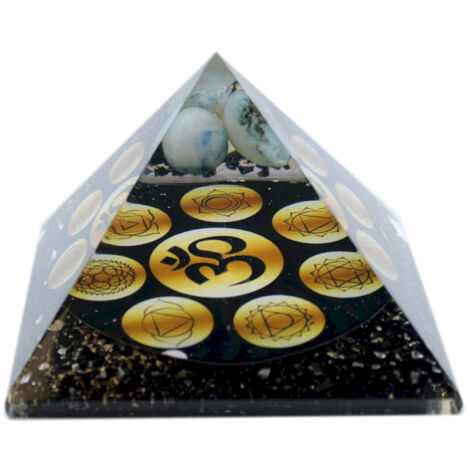 Pyramide d'orgonite - Chakra Om de minuit - 90 mm- Vendu par 1