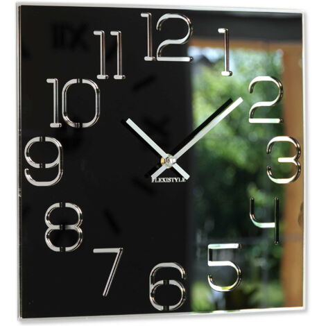 Quadratische Wanduhr, schwarz, Ziffern, 30 cm