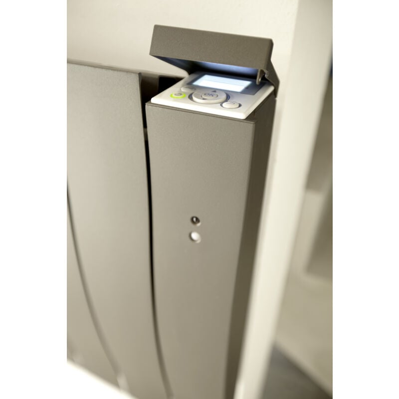 Radiateur connecté Galapagos pilotage intelligent vertical 1800W blanc brillant ATLANTIC 501320 Couleur: Blanc - Sens: Horizontal - Puissance: 1000 W