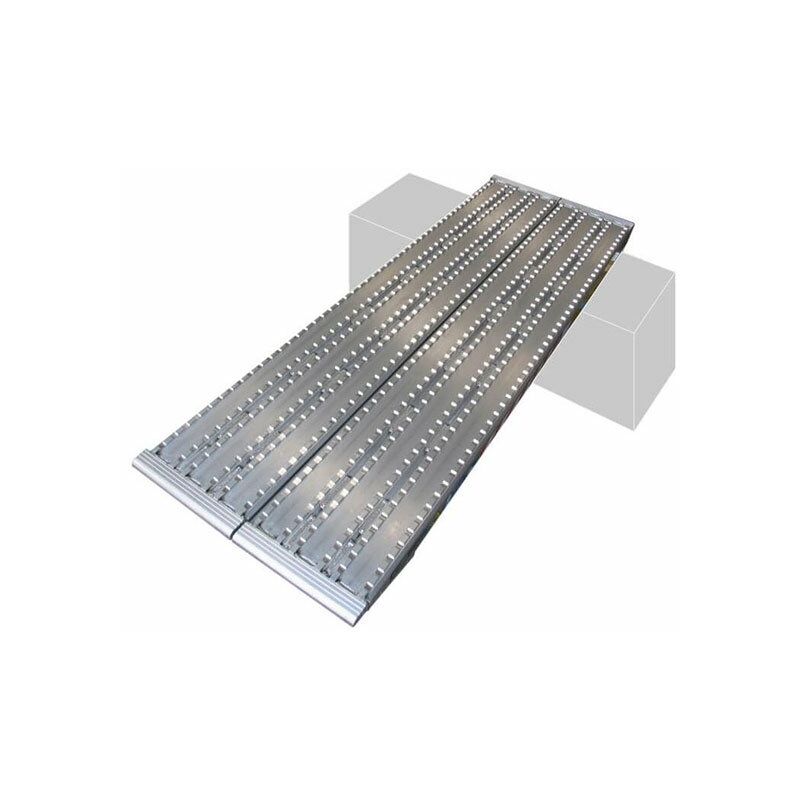 Rampe de chargement 1000mm - Haut. à franchir de 300mm - charge max par paire 58000kg pour empattement 1000mm - Prix Unitaire - M130F/600/1000