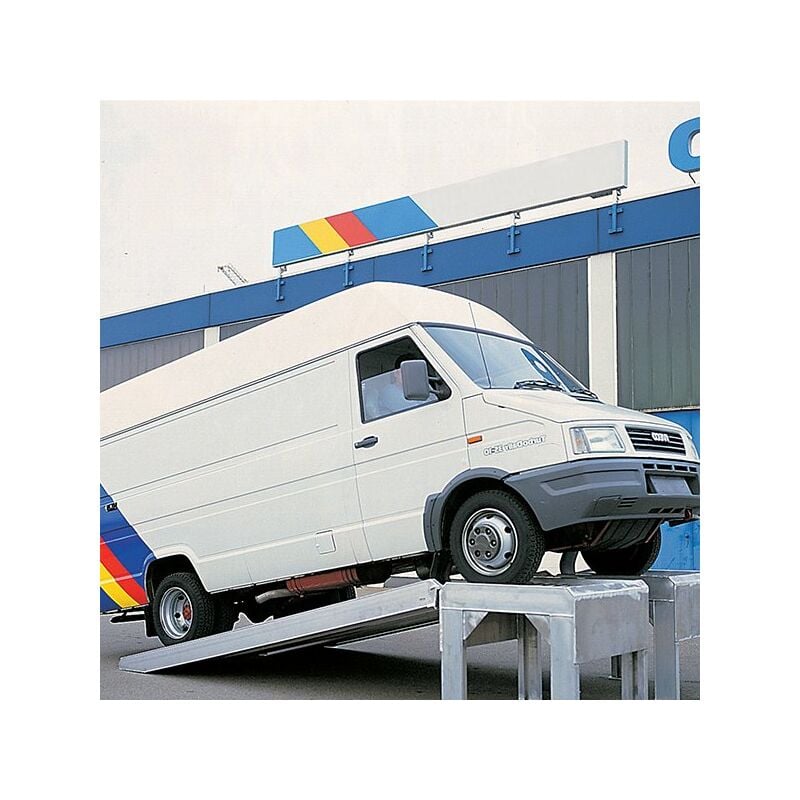 Rehausses véhicules - charge max 2790kg - Longueur rampe 2330 mm - Prix Unitaire - WRM/2