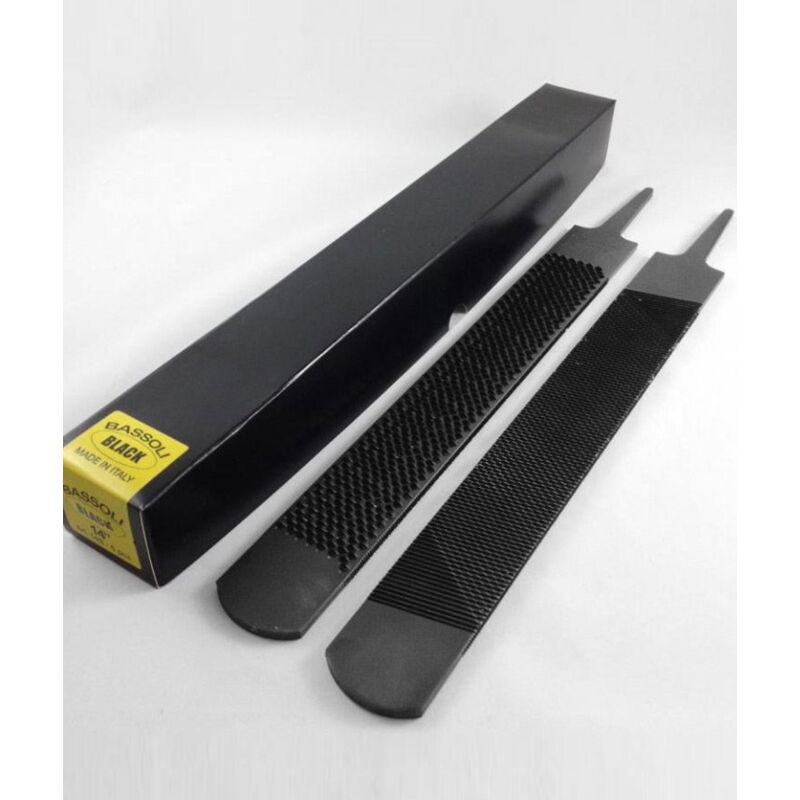 Râpe noire avec manche en bois: Râpe noire modèle une lime latérale et une râpe latérale 14'' pour coquin - Bassoli