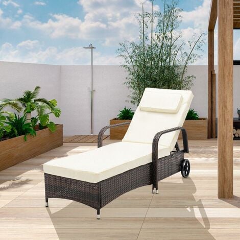 Rattan garden deals sun lounger