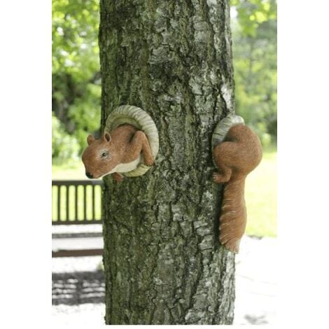 Red Squirrel Garden Animal Tree Peeker Novelty Outdoor Garden Ornament Garden Tree Decoration Garden Sculpture Lawn Statues Home Decor.