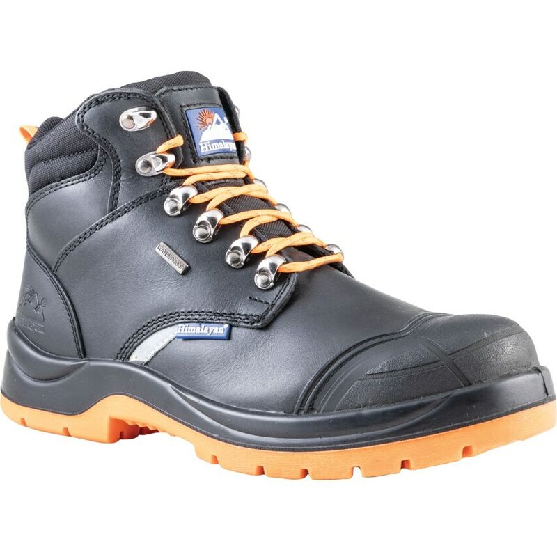 5402 Reflecto Watepoof Black Safety Boots - Size 7 - Black - Himalayan